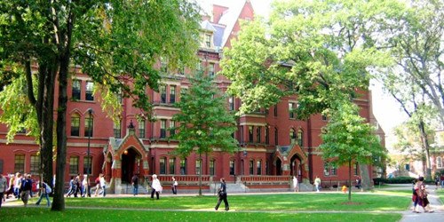 游客拍宿舍学生不堪其扰哈佛颁新规保护师生隐私
